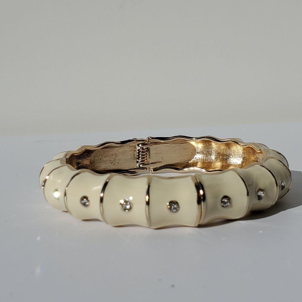 Bangle - Bracelet - Picture 4 of 4